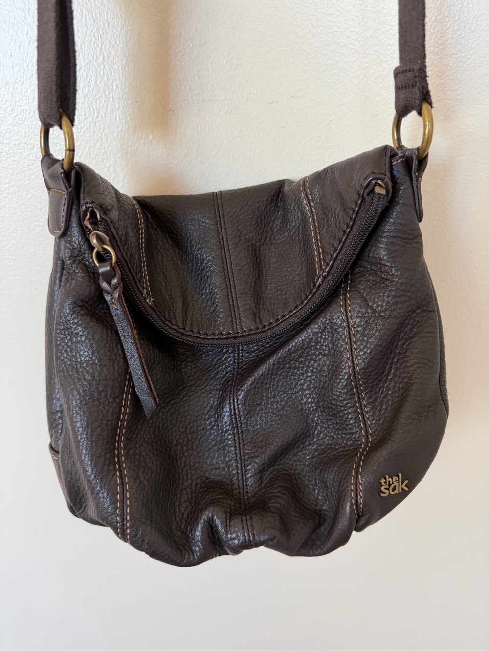 THE SAK Pebbled Leather Fold Over Crossbody Purse Bag in Brown